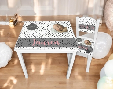 kindertafel en stoel