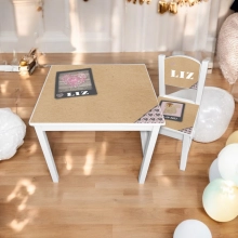 Tafel en stoel kaartje klein