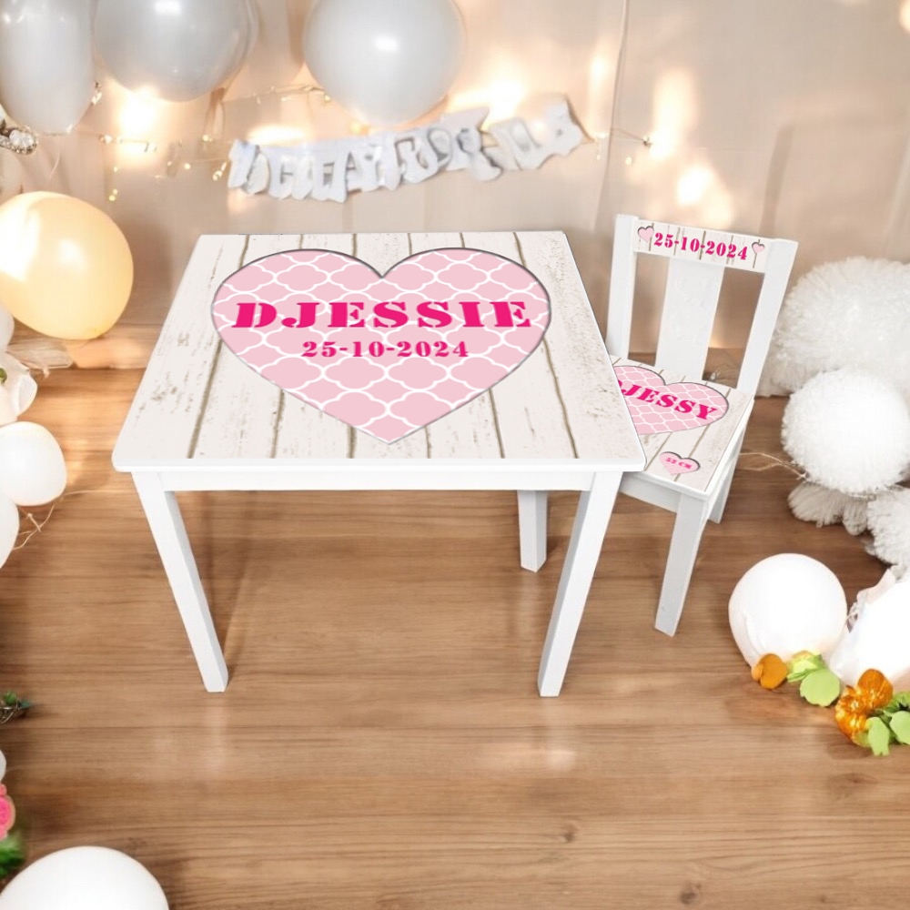Tafel en stoel 3d hart | Kindertafel en stoeltje met naam | Kraamkado