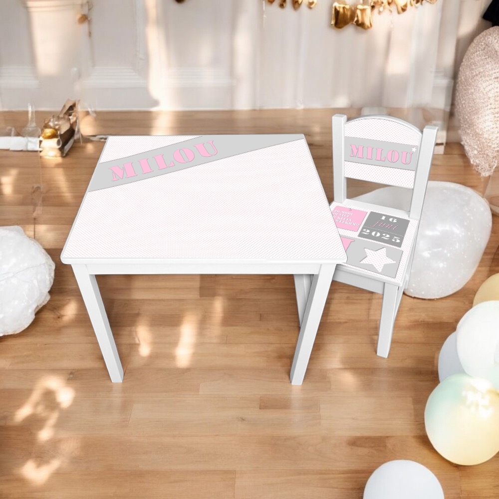 Tafel en stoel tegels | Kindertafel en stoeltje met naam | Kraamcadeau