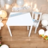 geboortestoeltje met tafel