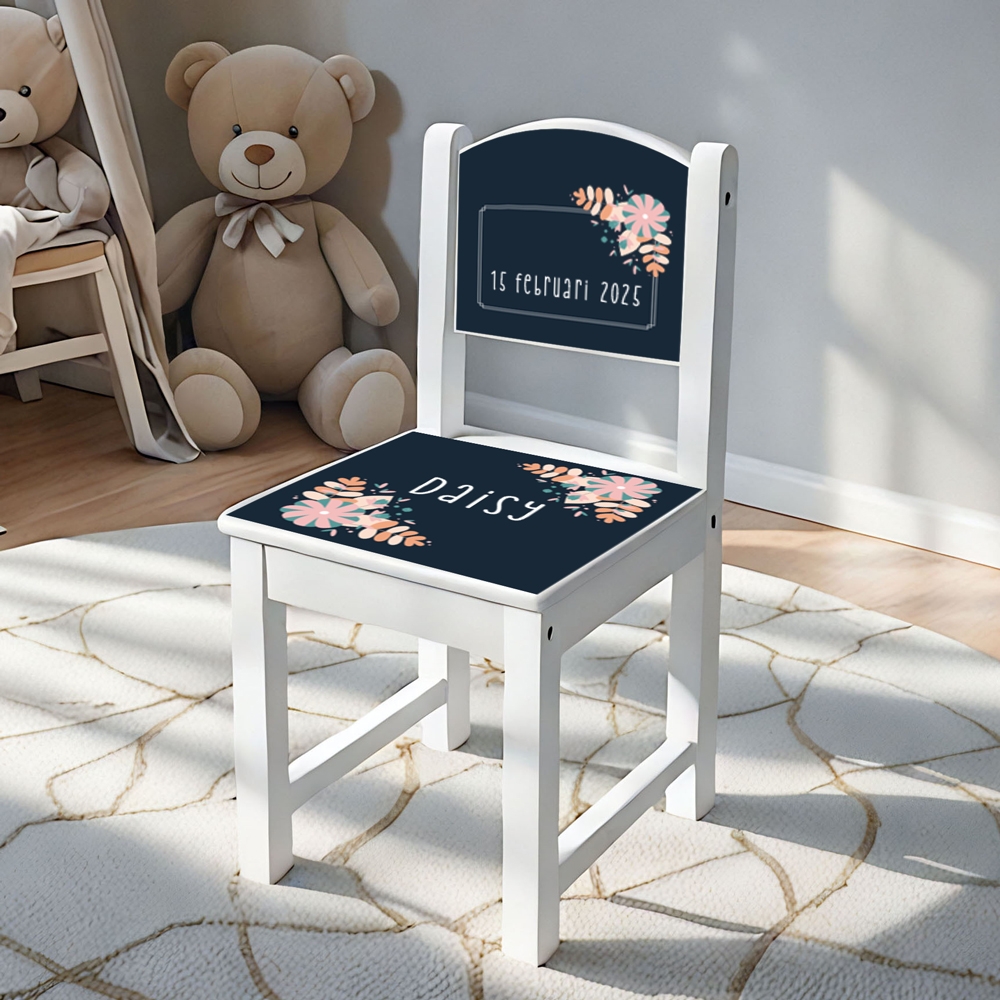 Kinderstoeltje met naam flower| Kraamcadeau met naam |Geboortestoeltje