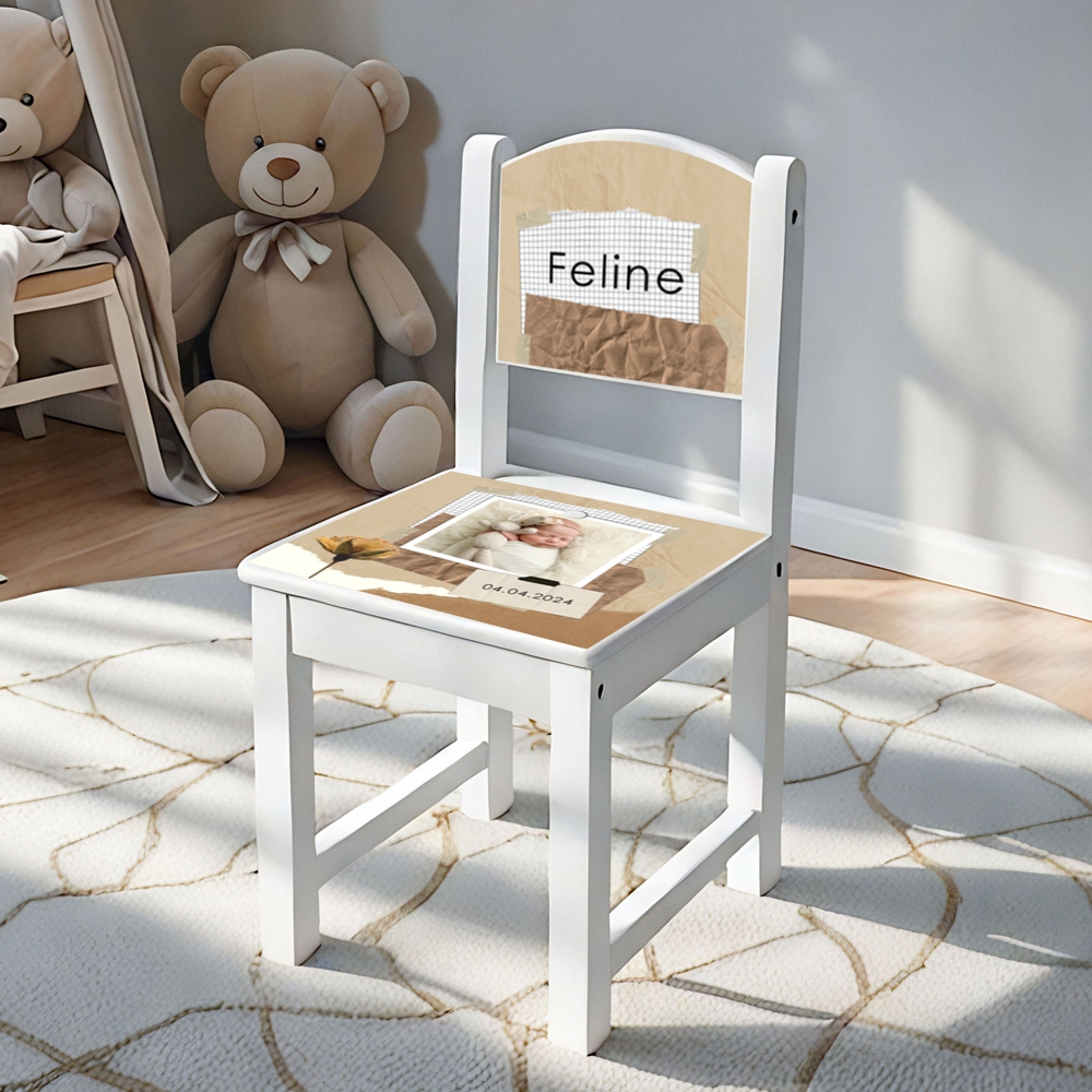 Kinderstoeltje met naam tape | Kraamcadeau met naam | Stoeltje foto