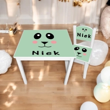 Tafel en kinderstoeltje met naam beertje