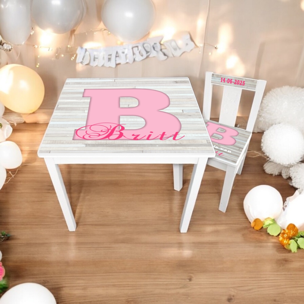 Tafel en stoel hoofdletter | Kindertafel en stoel met naam | Kraamkado