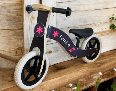 Loopfiets blck met naam bloemetjes