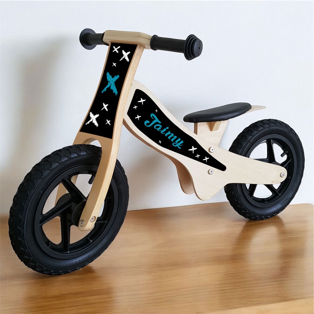 Loopfiets met naam kruisjes | Houten loopfiets | Loopfiets 2 jaar