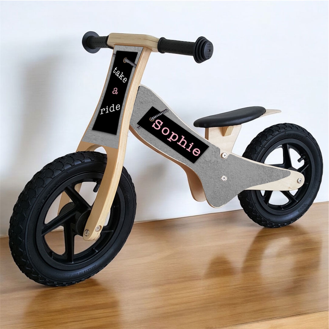 Loopfiets met naam take a ride | Houten loopfiets | Loopfiets 2 jaar