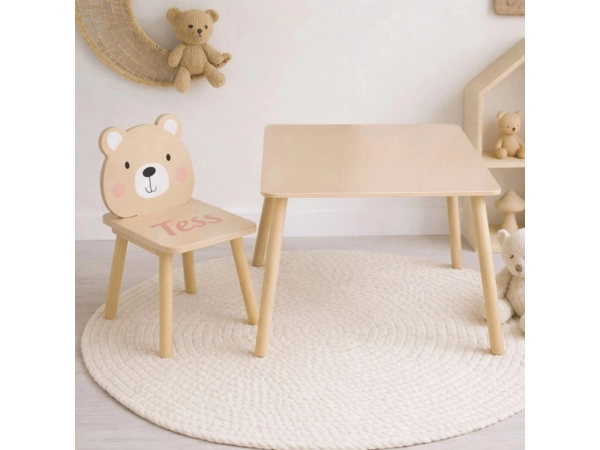 Tafel en berenstoeltje Berenpootje met roze naam Tess